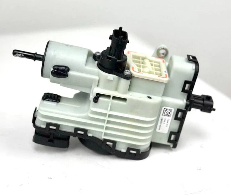 239174 | Genuine Mitsubishi FUSO® Urea Tank Supply Pump Module