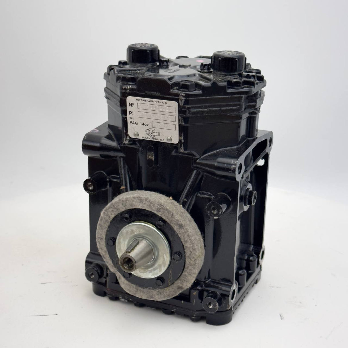 1924004C1 Genuine International® A/C Air Conditioner Compressor