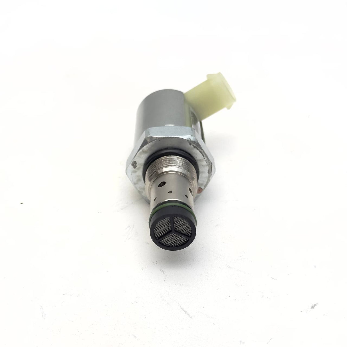 DA2251463 | Genuine Navistar® Injection Pressure Regulator IPR Valve 12V
