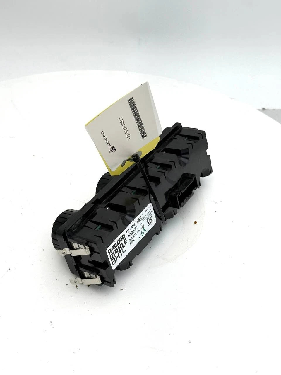 F21-1047-10012 | Genuine Paccar® HVAC Control Module