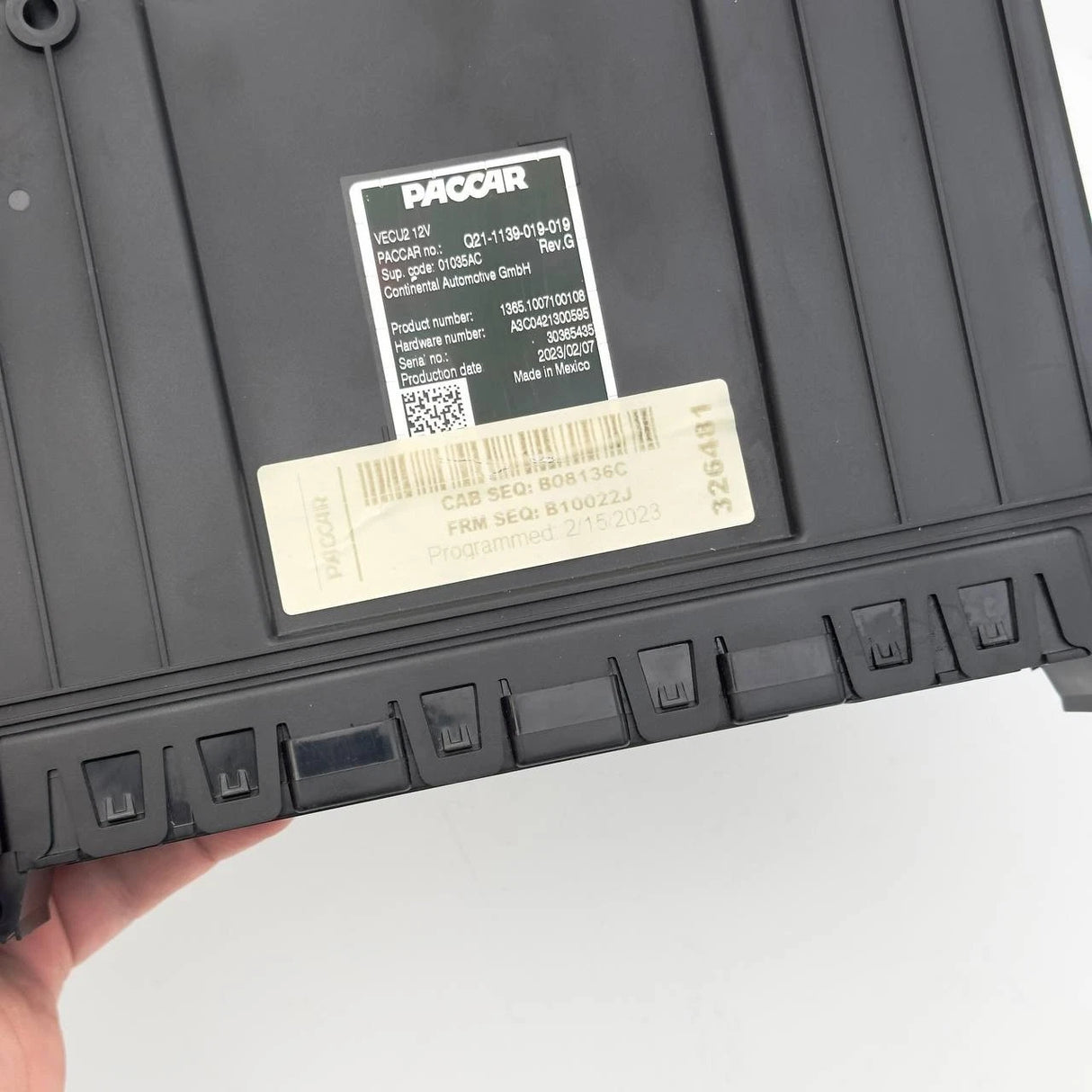 Q21-1139-019-019 | Genuine Paccar® VECU2 Cab Control Module