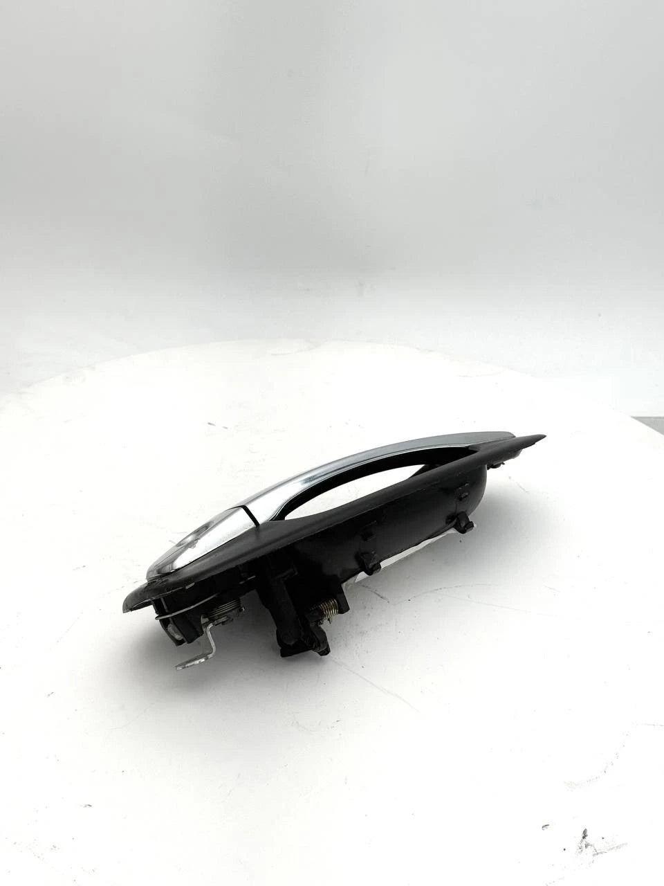 R56-1158 | Genuine Paccar® Door Handle LH For Kenworth