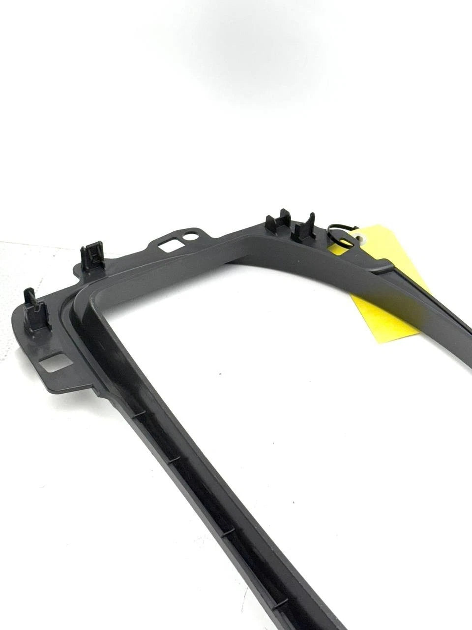 S18-1050-1C2761 | Genuine Kenworth® Dash Panel Trim