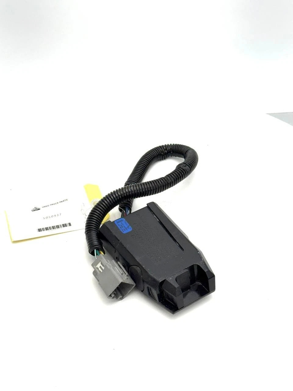 5050937 | Genuine Paccar® Trailer Brake Control w/ Pigtail