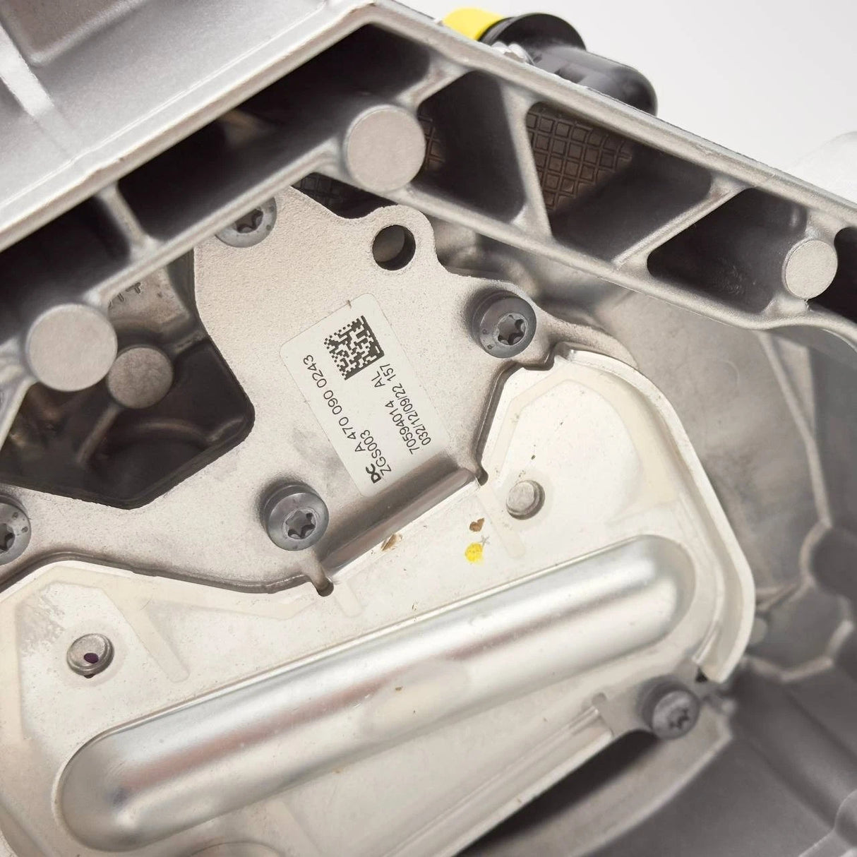 A4730904352 | Genuine Detroit Diesel® Fuel Filter Housing