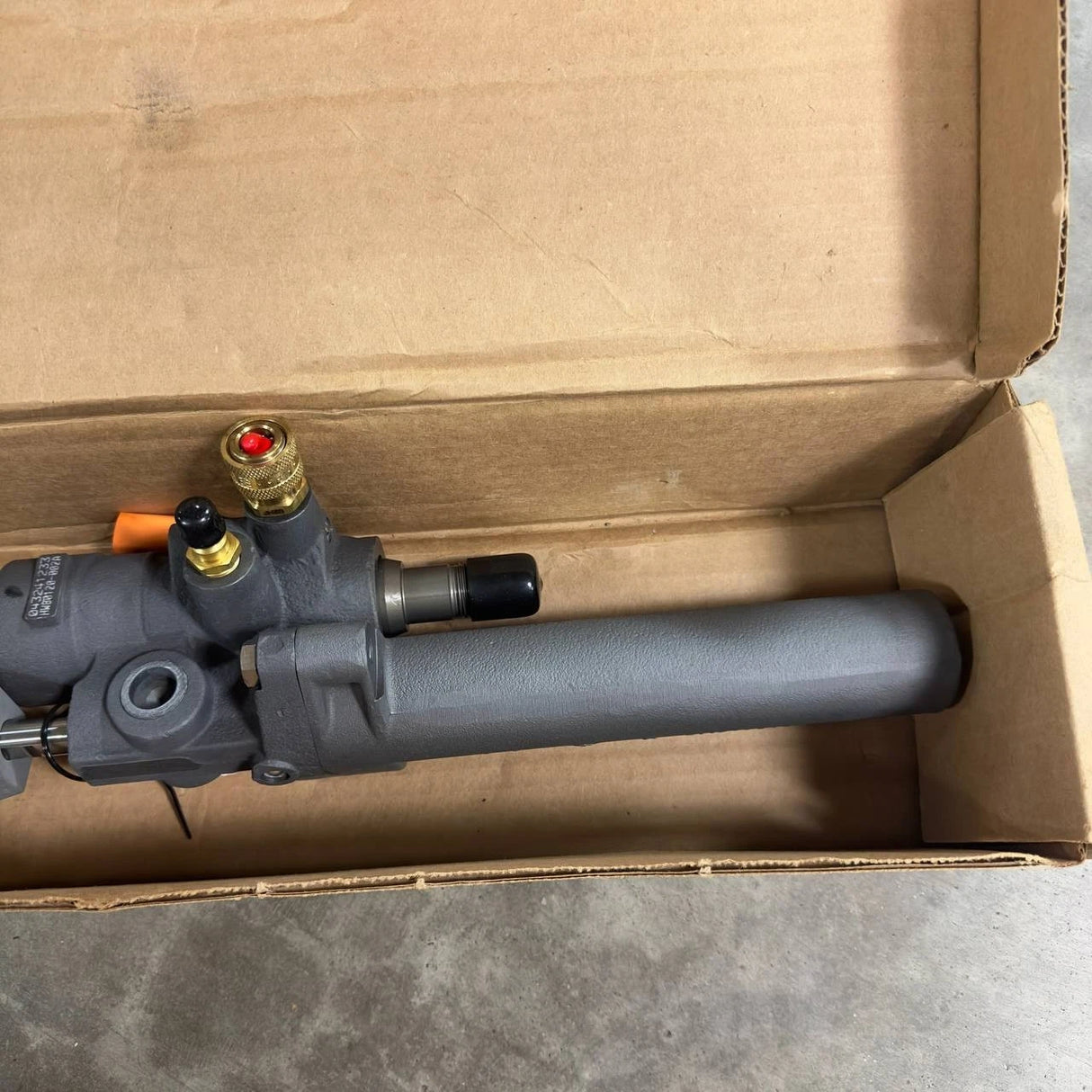 8M0208402 | Genuine Mercury MerCruiser® Steering Cylinder Power