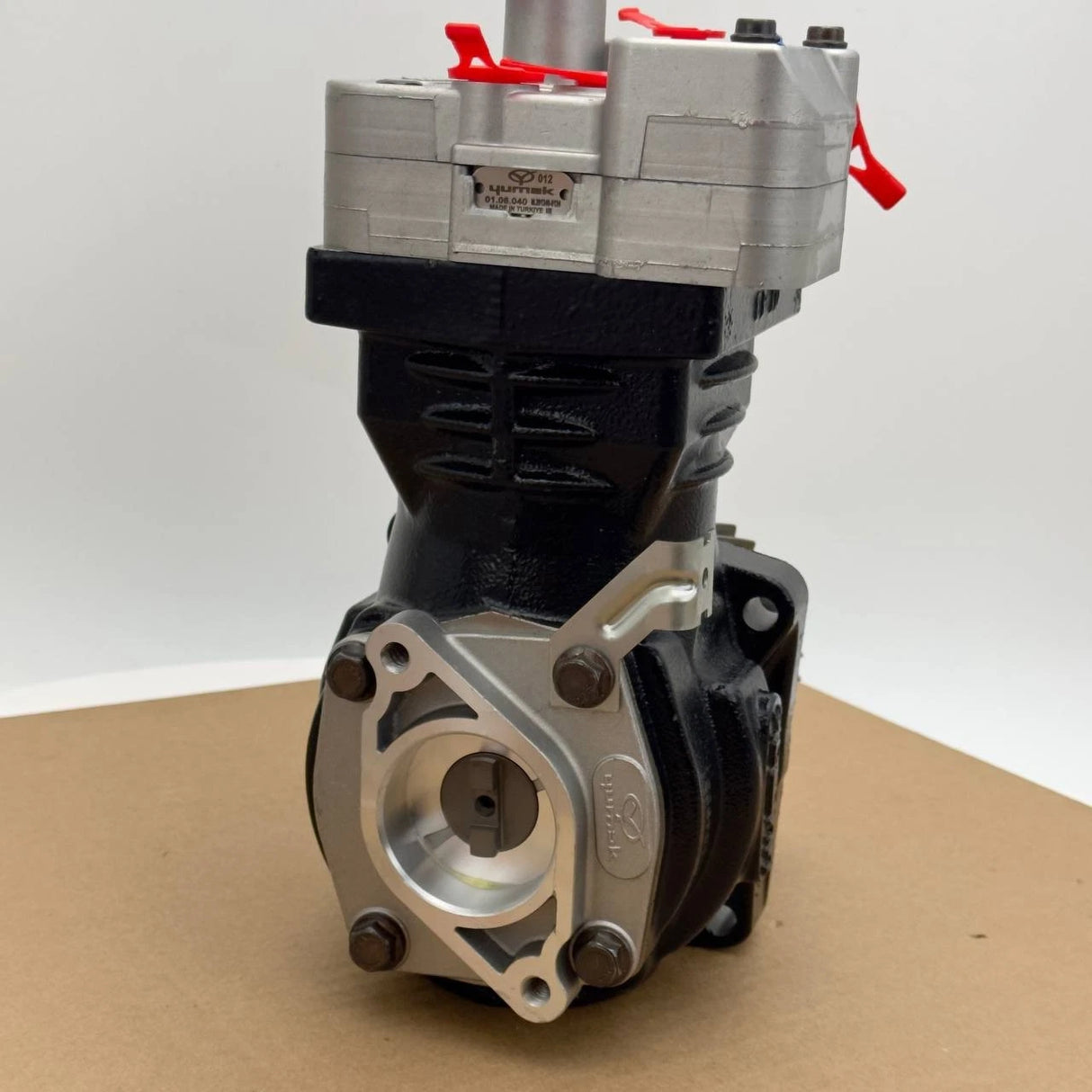 1100-210-003 | Yumak® Single-Cylinder Compressor 352 cc For OM 924, 906