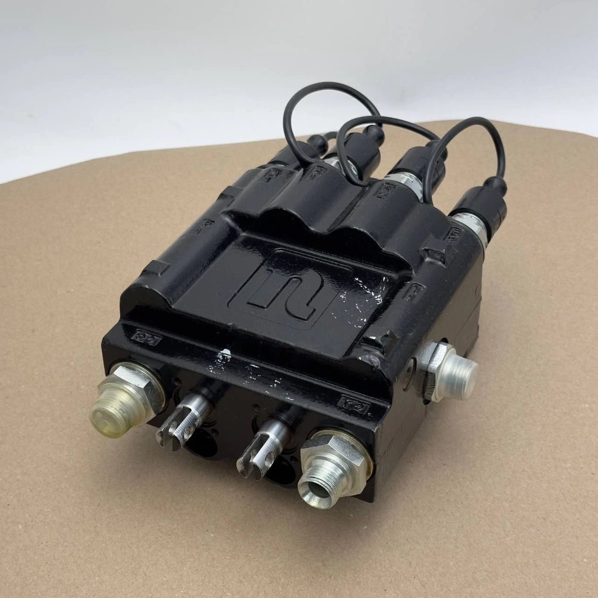 10550062 | Genuine CNH® Control Valve For New Holland T4030F, T4050F