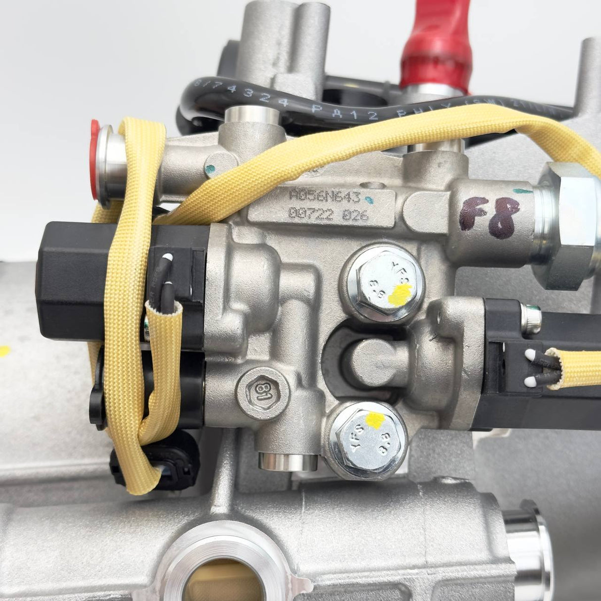 1951944 | Genuine Paccar® Model Fuel Filter For MX13 ESI