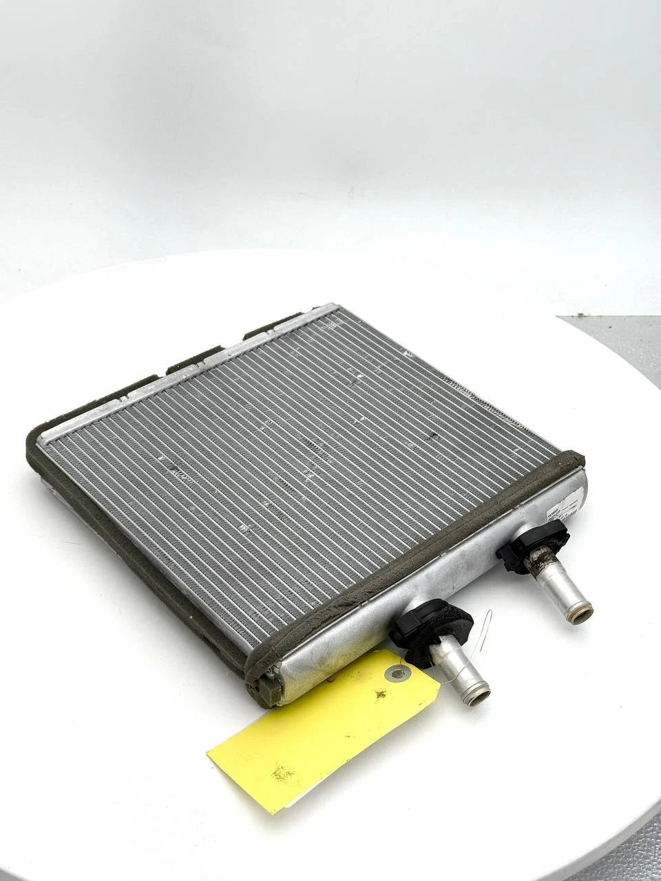 6001457 | Genuine Paccar® HVAC Heater Core