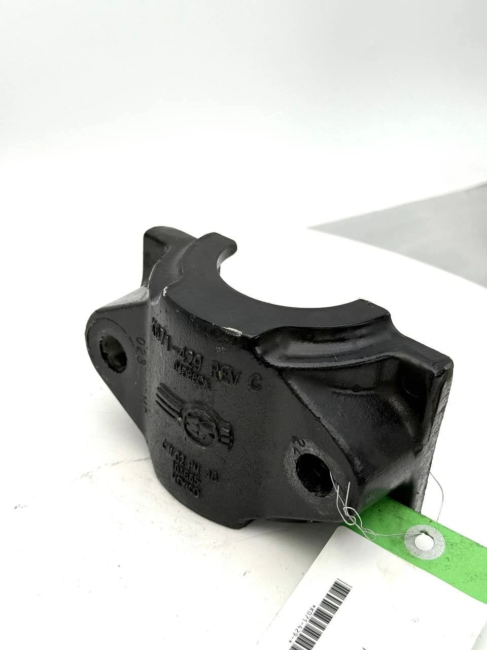 BWP KW7E | Genuine Paccar® Frame Cap Bracket