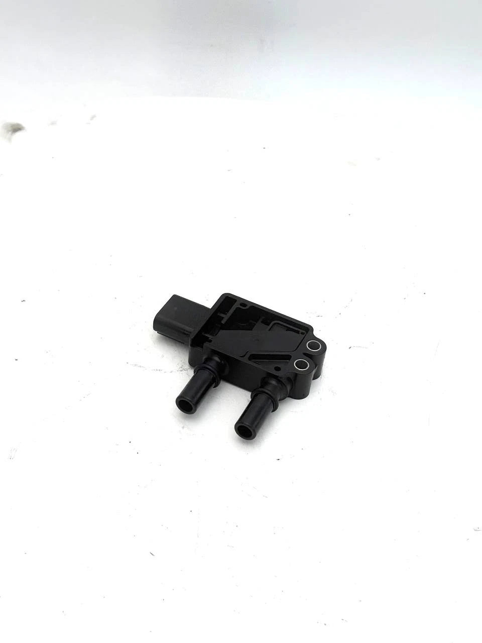 2200138 | Genuine Cummins® Differential Pressure Sensor For EPA17 15L ISX/QSX