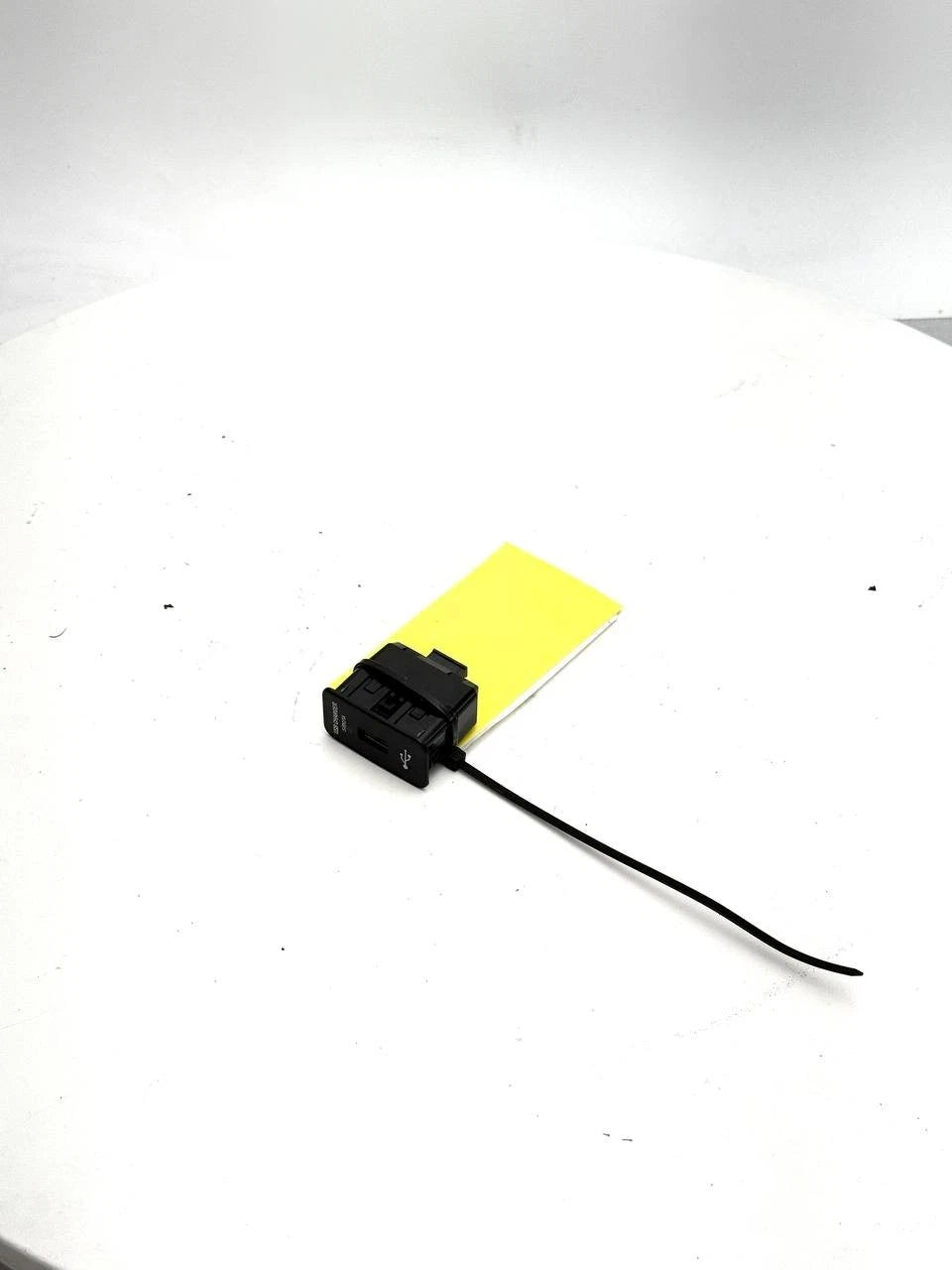 0795405002 | Genuine Molex® USB Port Charger 5VDC