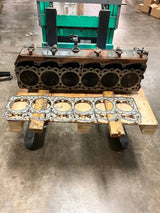 2304398R | Genuine Paccar® Cylinder Head MX-13 - Kenworth T880, 2024