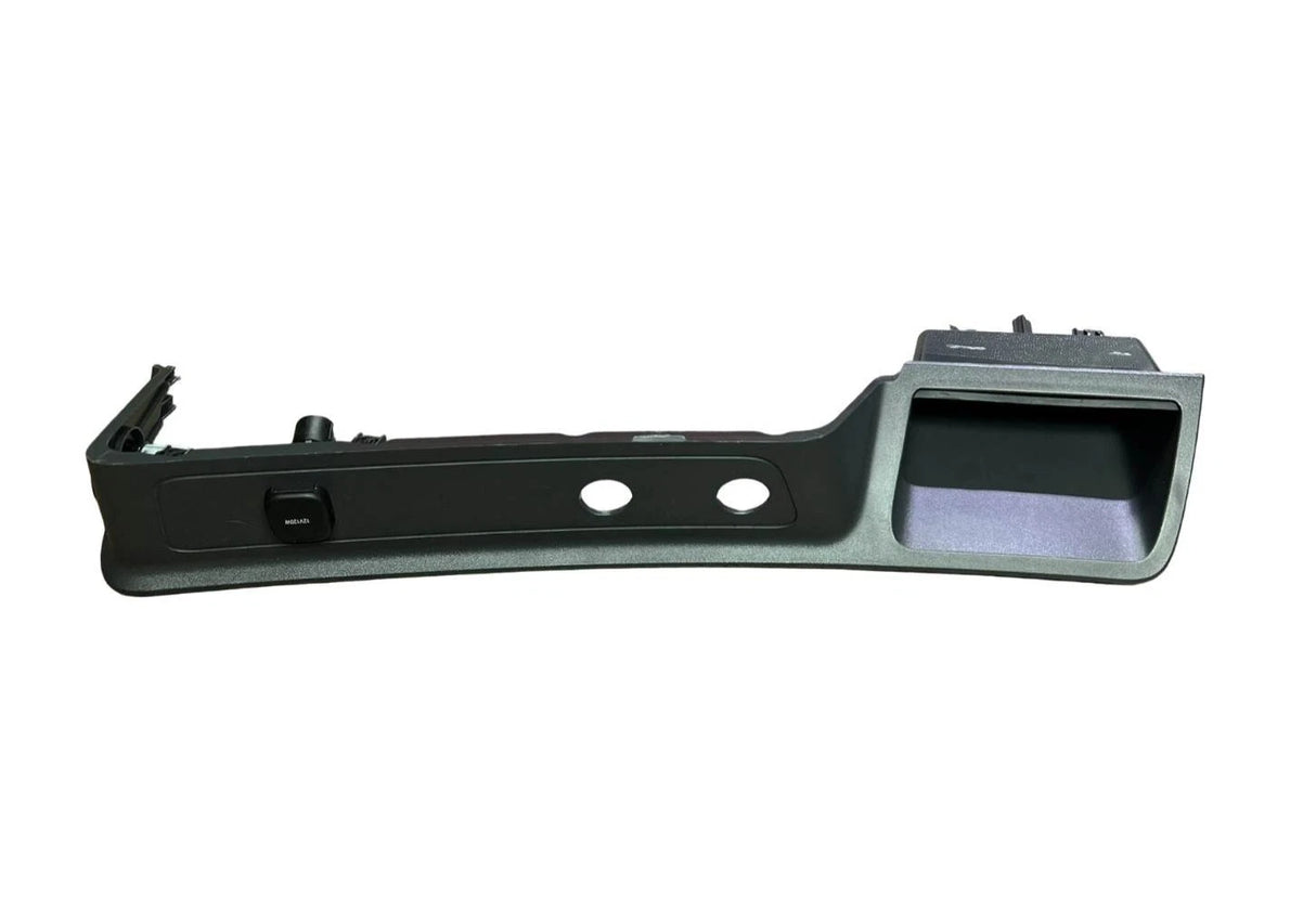 S18-1037-12761 | Genuine Paccar® Dash Panel Trim