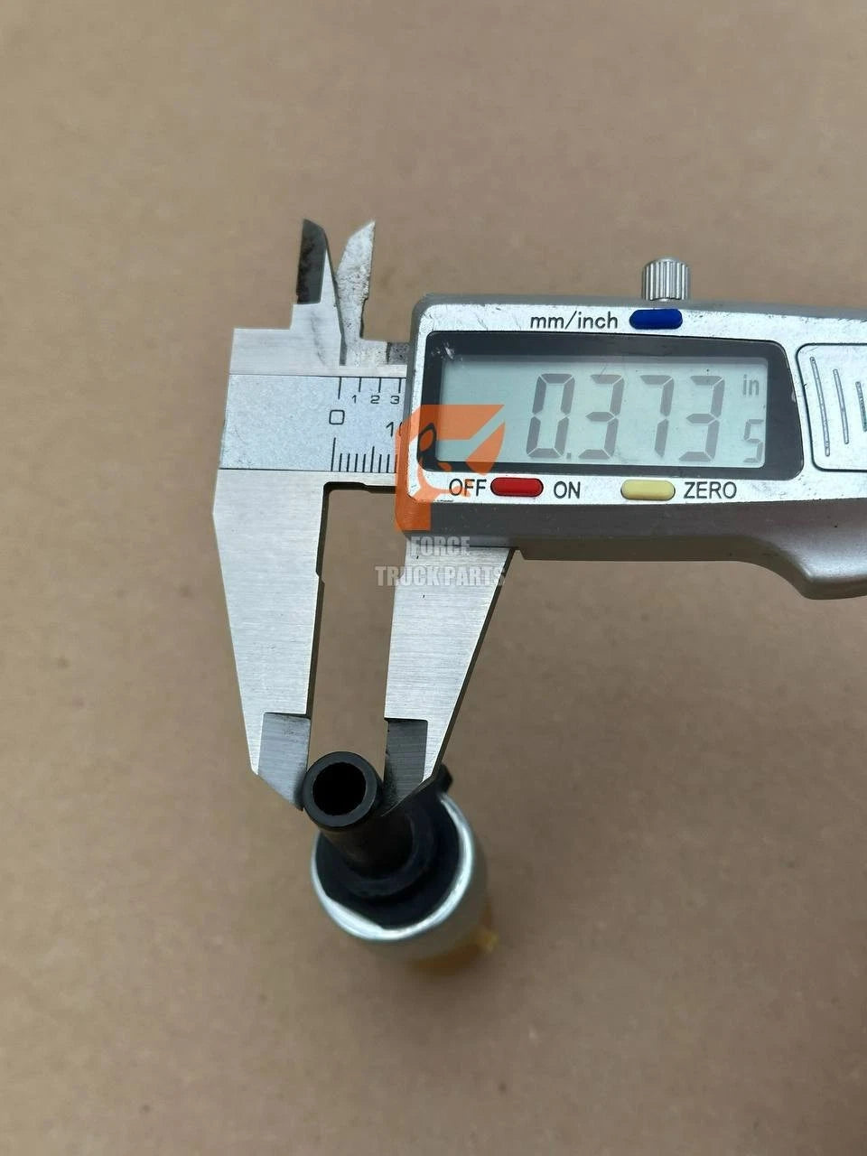 64MT373 | Genuine Volvo® Air Pressure Sensor 150 PSI