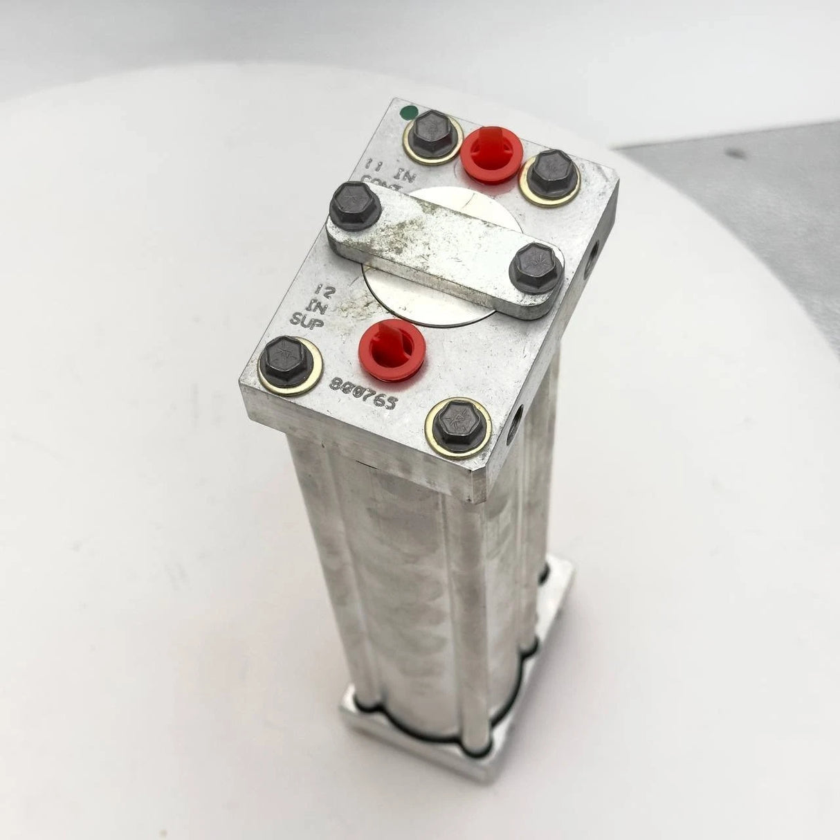 745-800765 | Genuine Bendix® AD-T Trailer System Guard Air Dryer