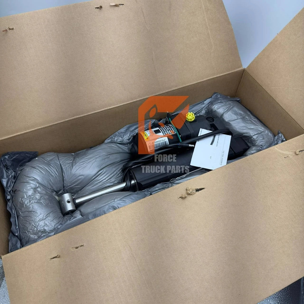 818903A1 | Genuine Mercury® Power Trim Assembly